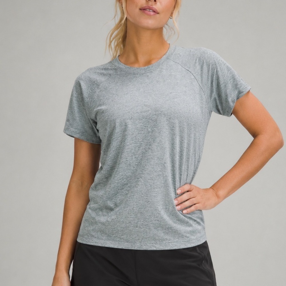 Lululemon License to Train T-Shirt Womens 6 Green Short Sleeve Performance Top